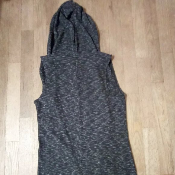 EPIC THREADS - Sleeveless Long Hooded Cardigan in Black Variegated Patte… - Picture 7 of 9